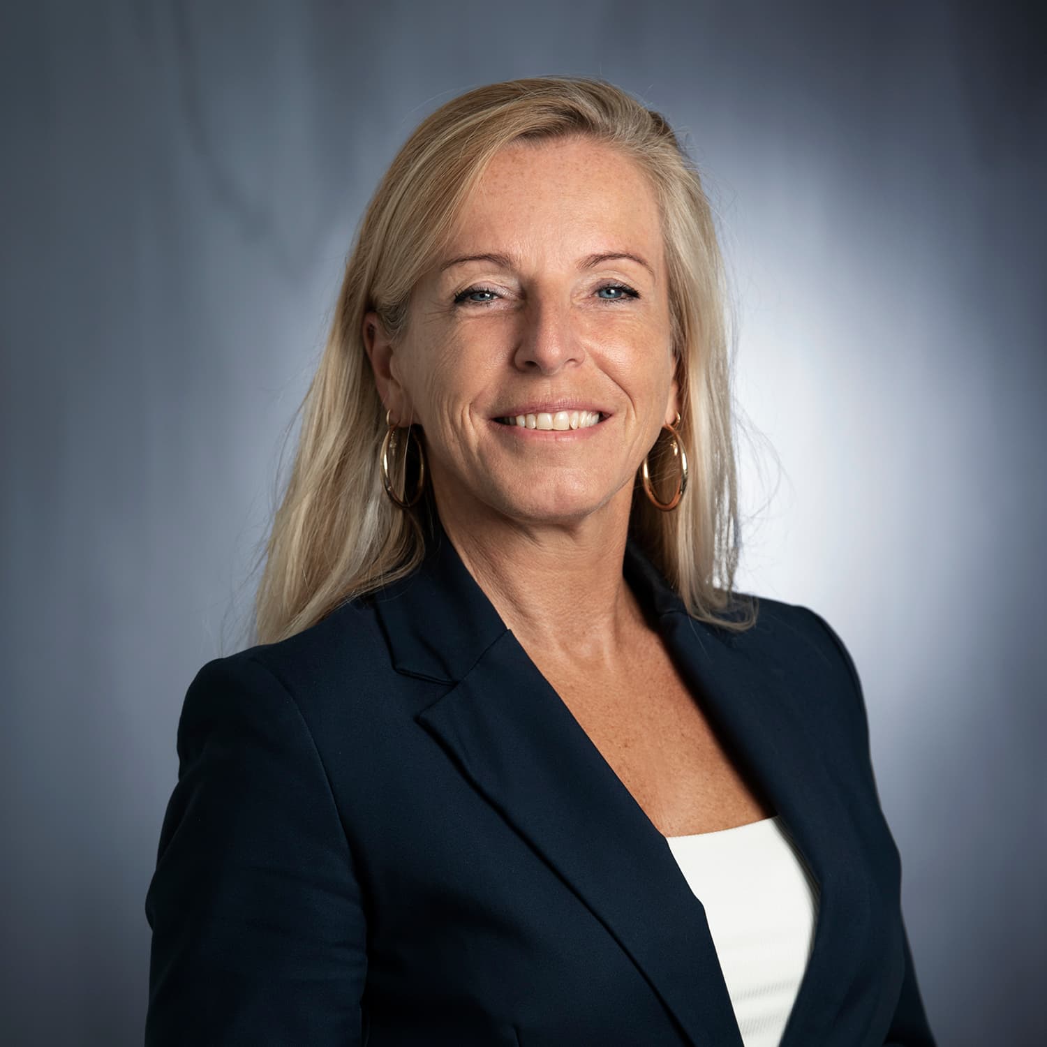 mr. Suzanne Hendrickx