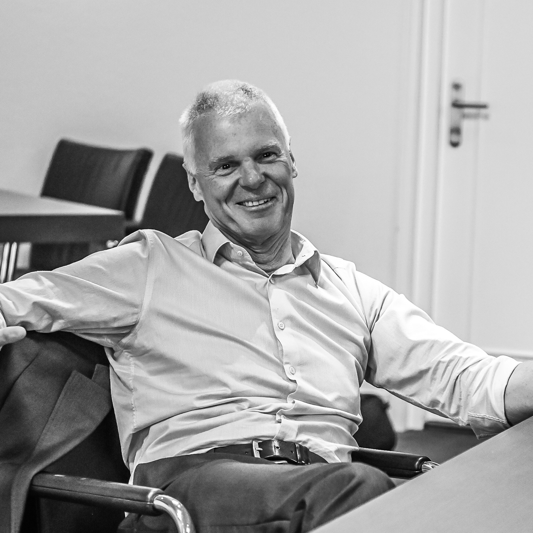 prof. dr. (H.T.P.M.) Hans van den Hurk